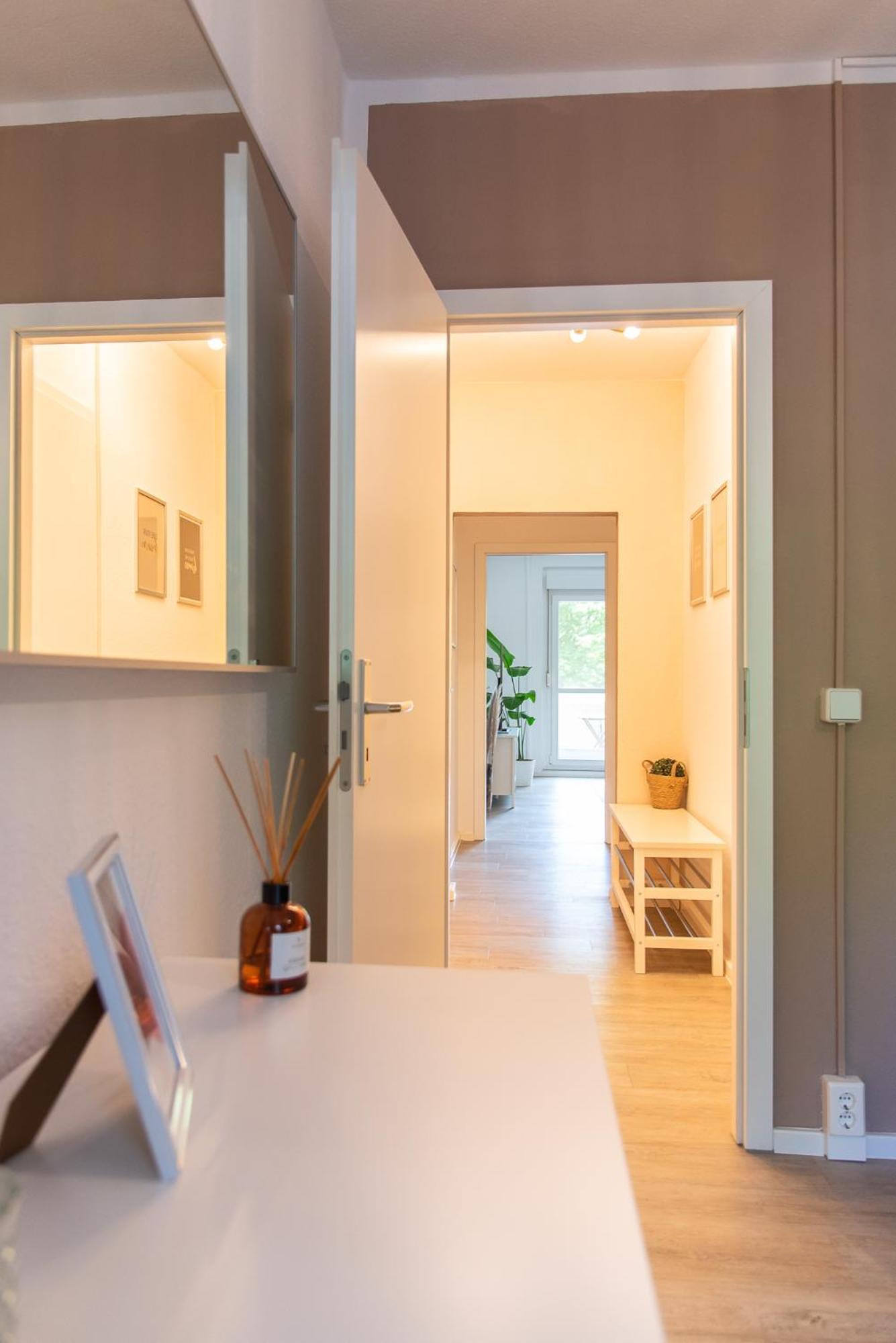 Smart & Cozy Apartment - Balkon, Netflix, Nespresso เคมนิตซ์ ภายนอก รูปภาพ
