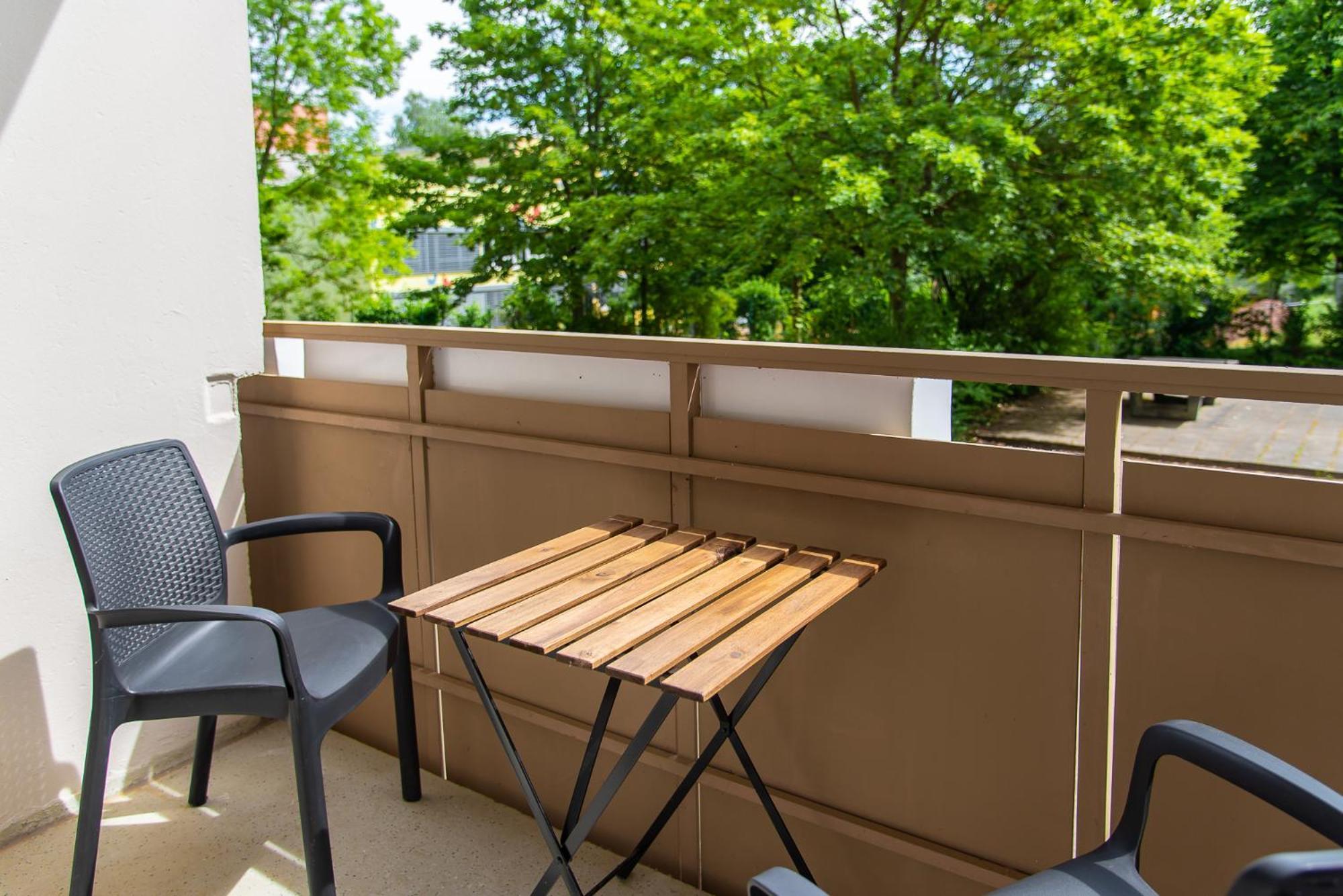 Smart & Cozy Apartment - Balkon, Netflix, Nespresso เคมนิตซ์ ภายนอก รูปภาพ